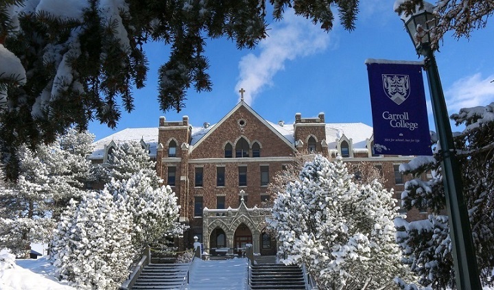 truong_dai_hoc_carroll_college_-_st__charles_hall_winter